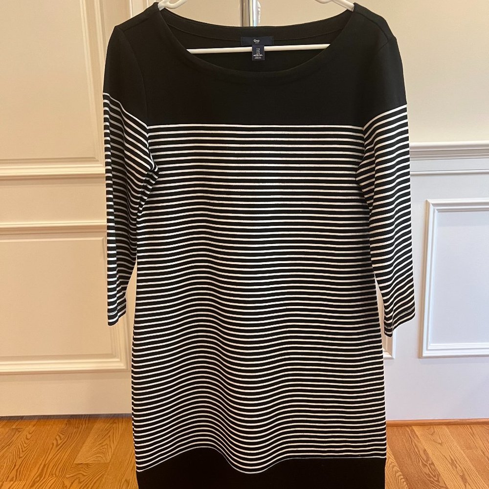 Black and White Striped Gap Dress Size Small